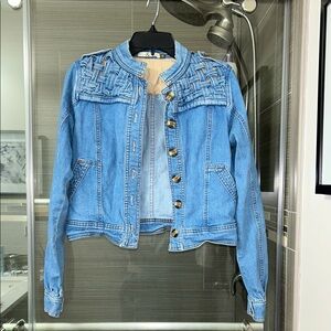 ✨ Mike & Chris ✨ Lattice Weave Cropped Jean Denim Jacket Button Up Size Small